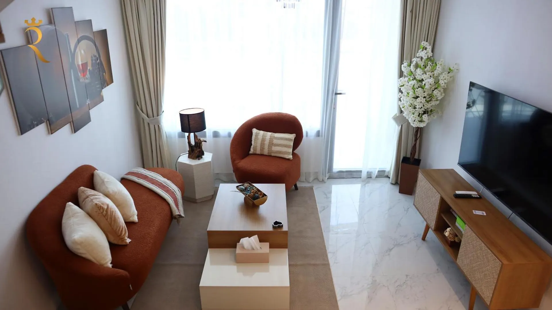 Plush 2Br Retreat In Masdar City Abu Dabi
