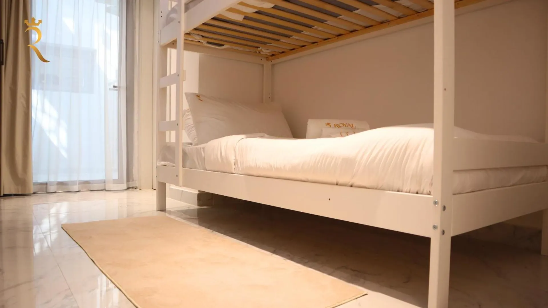 Plush 2Br Retreat In Masdar City