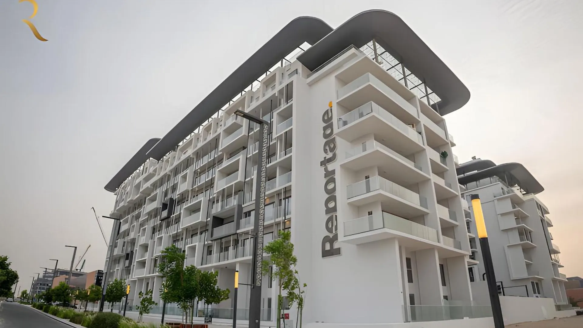 Plush 2Br Retreat In Masdar City Apartamento Abu Dabi