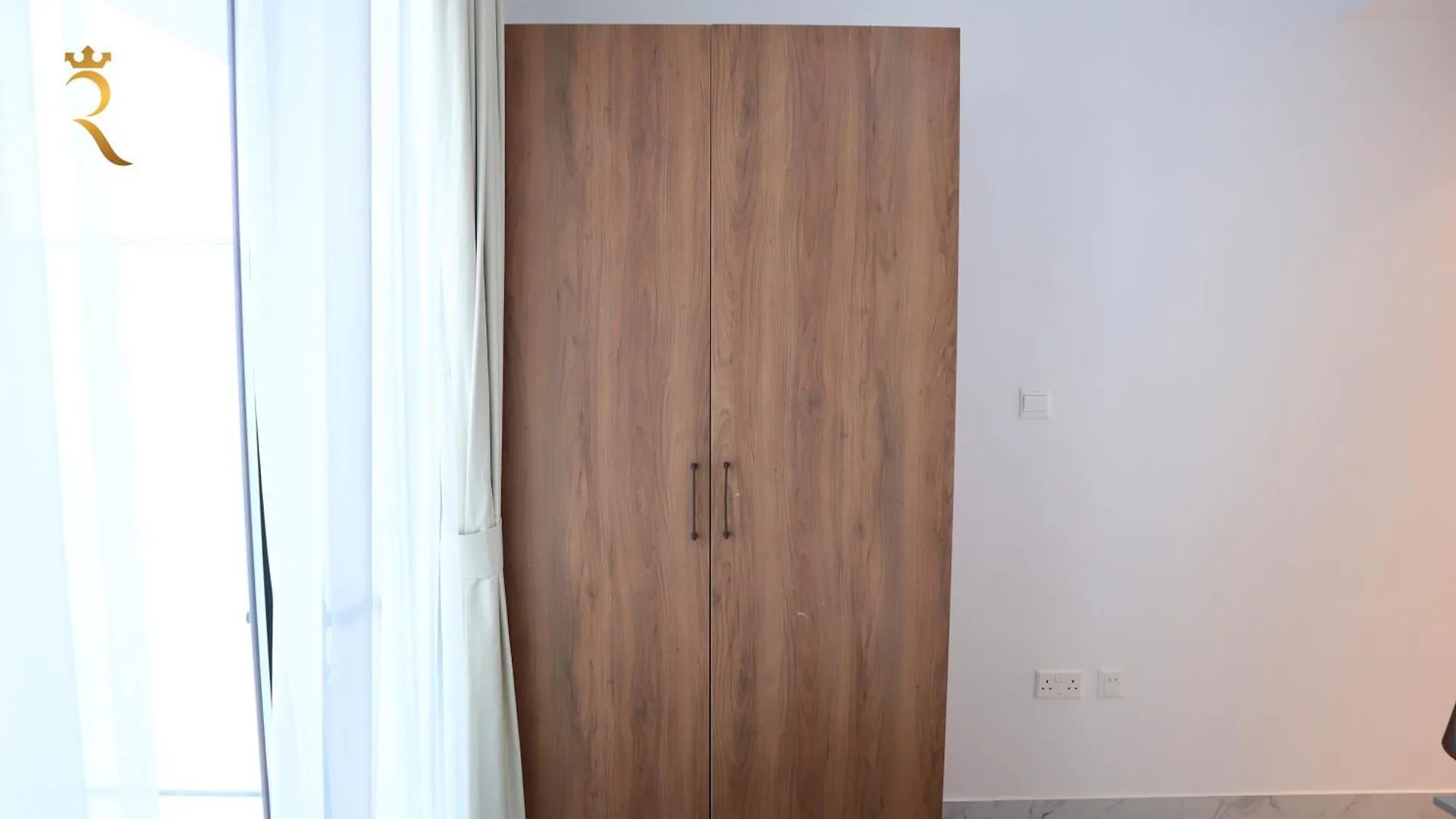 Plush 2Br Retreat In Masdar City Apartamento Abu Dabi