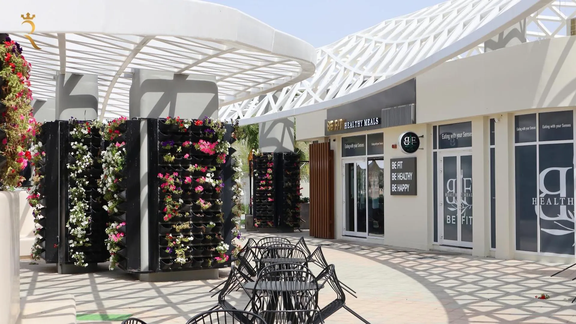 Plush 2Br Retreat In Masdar City Apartamento Abu Dabi