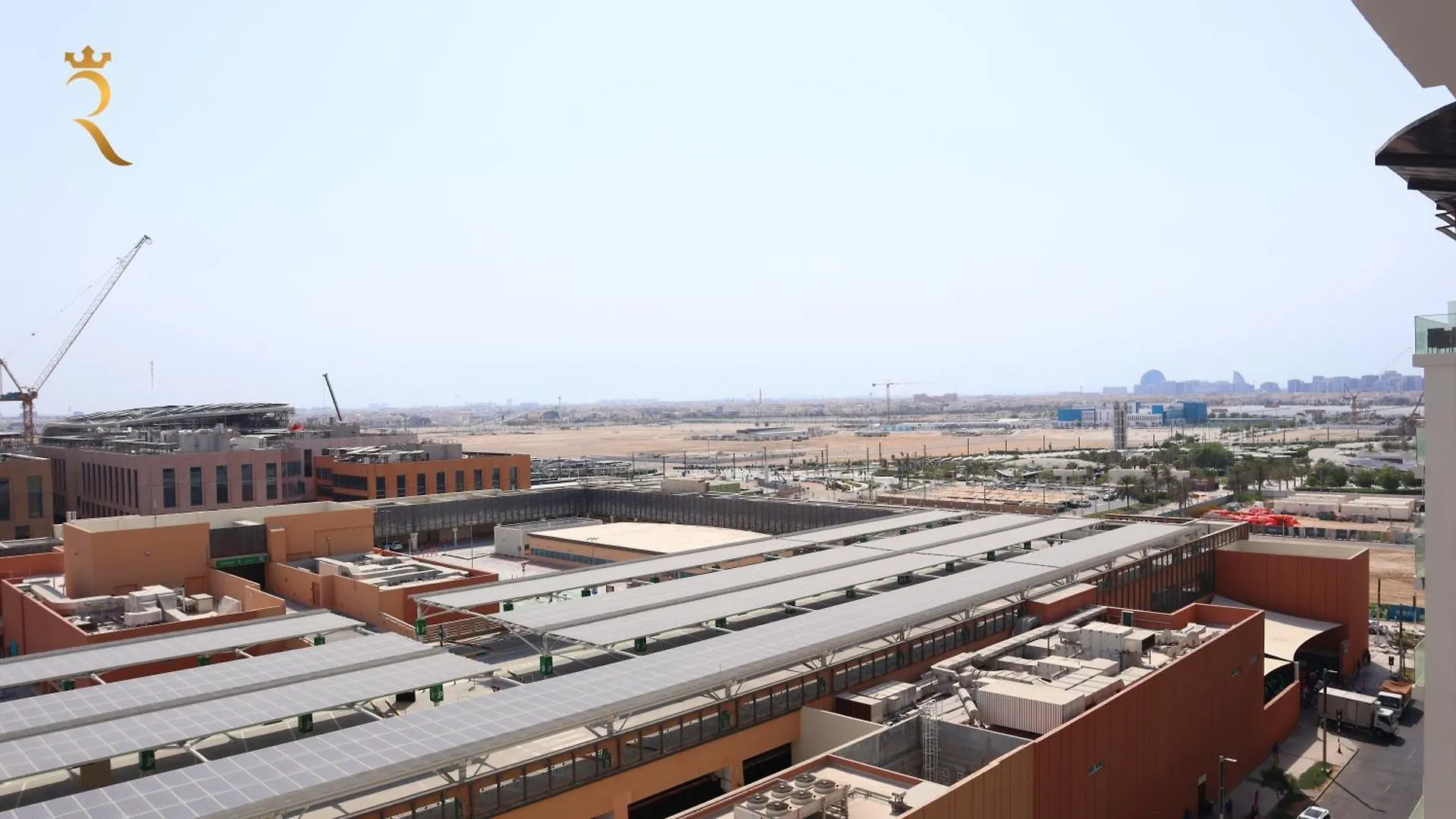 Apartamento Plush 2Br Retreat In Masdar City Emiratos Árabes Unidos